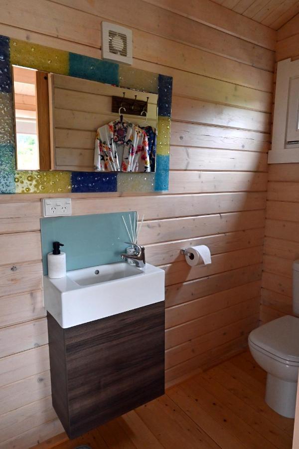 Avocate' Cottage Whiritoa Bagian luar foto
